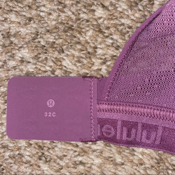 ♡ Light purple Lululemon push up sports bra ♡ - Picture 5 of 6
